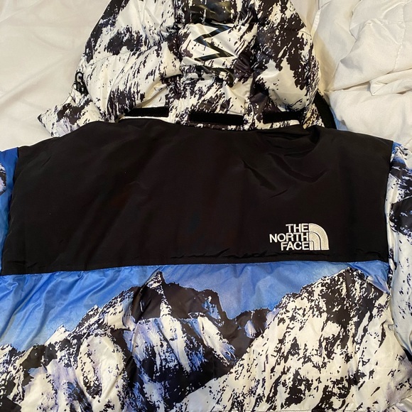 North face supreme Baltoro jacket - Picture 2 of 5